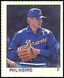 83FS 139 Phil Niekro.jpg